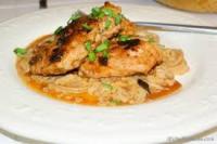 Chicken with Onion Sauce